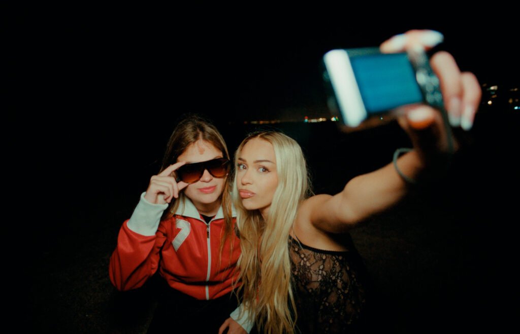 SEXESEXY. mushka, badgyal & bexnil